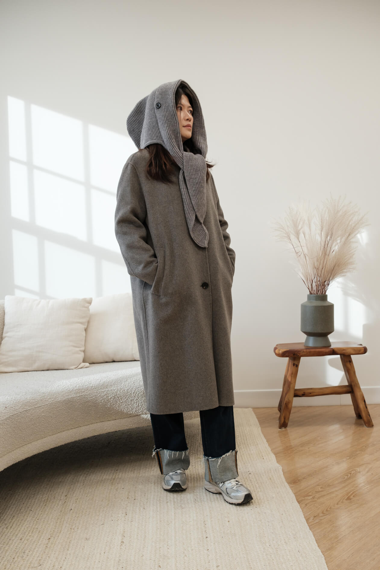 SINGLE BREASTED COLLAR COAT