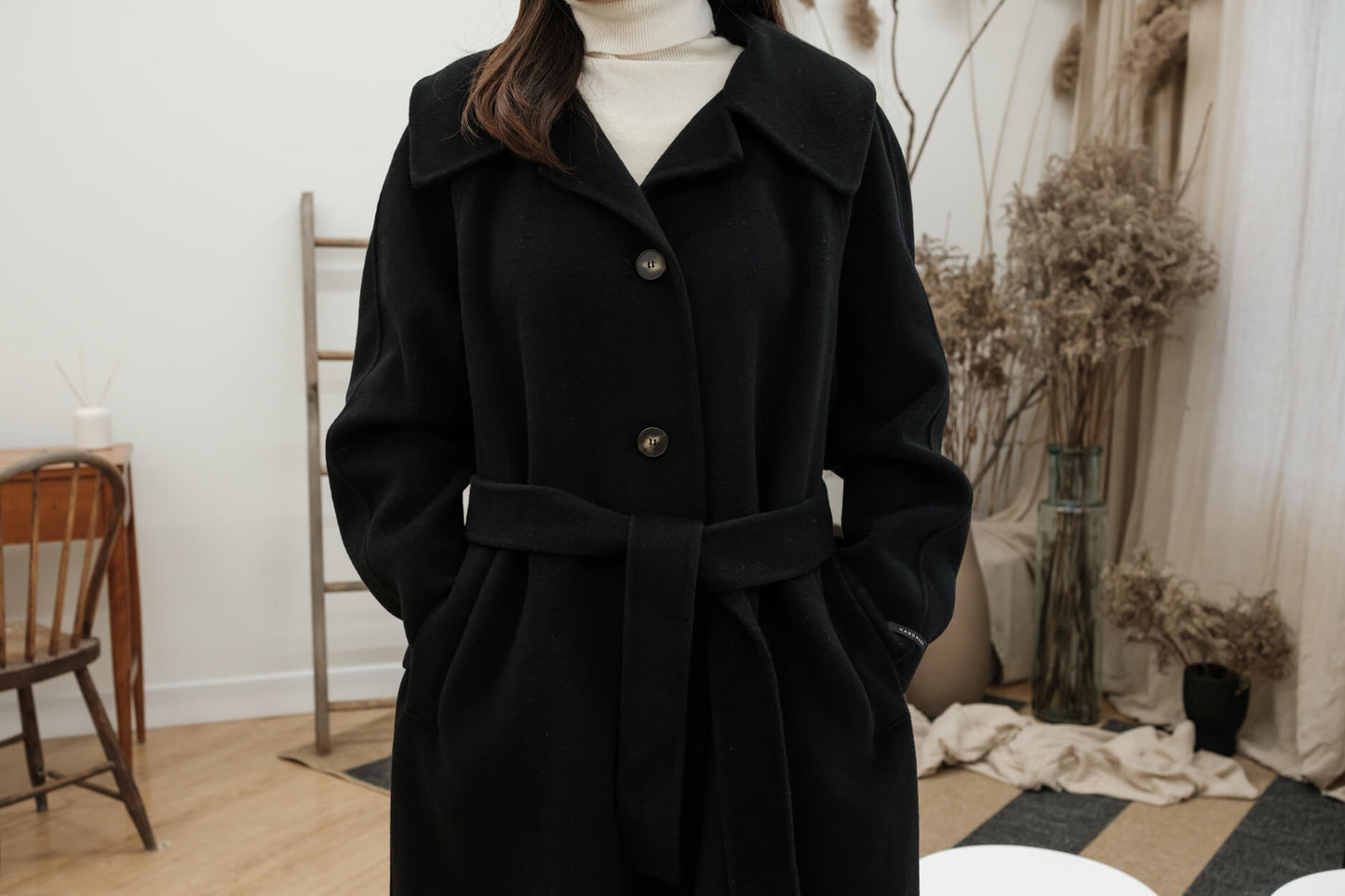WIDE COLLAR SINGLE BREASTED BELTED COAT